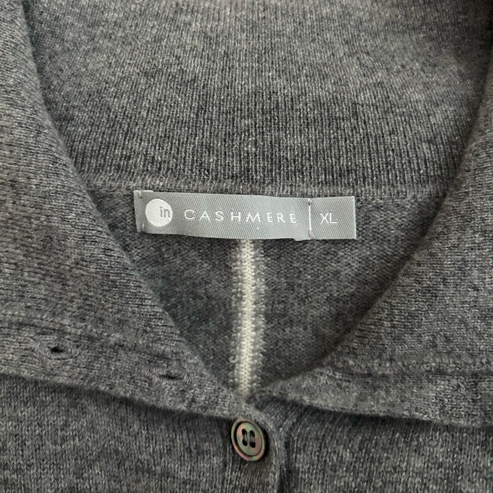 In Cashmere Women's Button-Up Cardigan Sweater in Gray, Size Xl - Picture 5 of 10